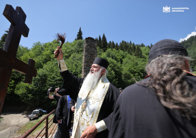 შოვში სტიქიის მსხვერპლთა ხსოვნის მემორიალი და ტაძარი აშენდება