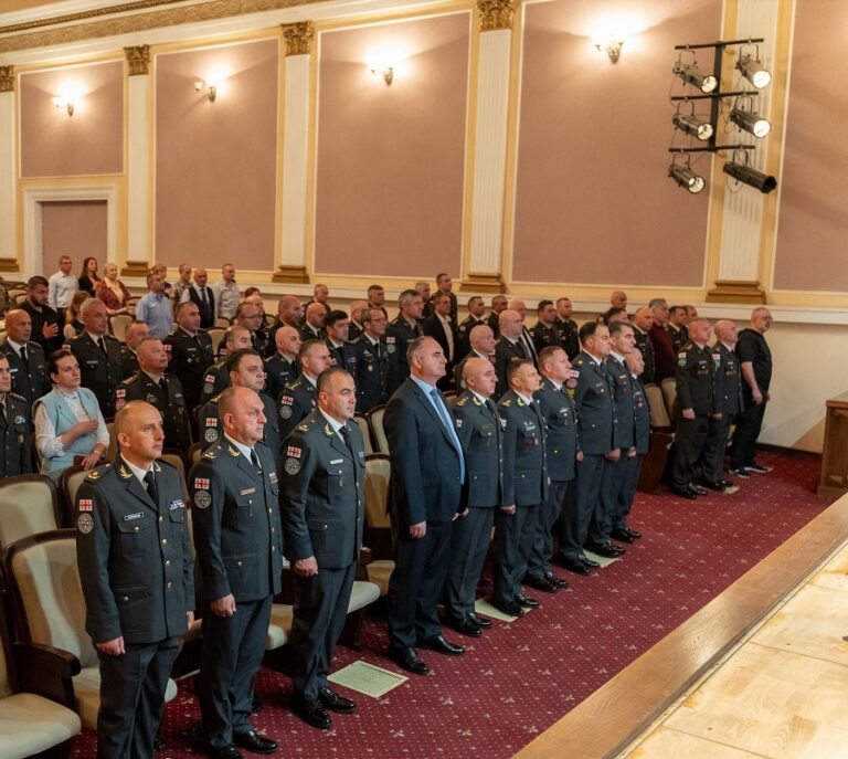 თავდაცვის სამინისტროში სამეთაურო-საშტაბო კურსის გამოშვების ღონისძიება გაიმართა