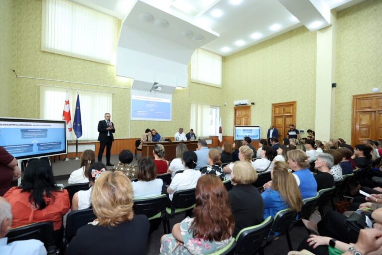 განათლების მინისტრი კახეთის რეგიონის მასწავლებლებს შეხვდა