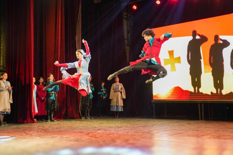 ლანჩხუთში წვევამდელებისადმი მიძღვნილი კონცერტი გაიმართა