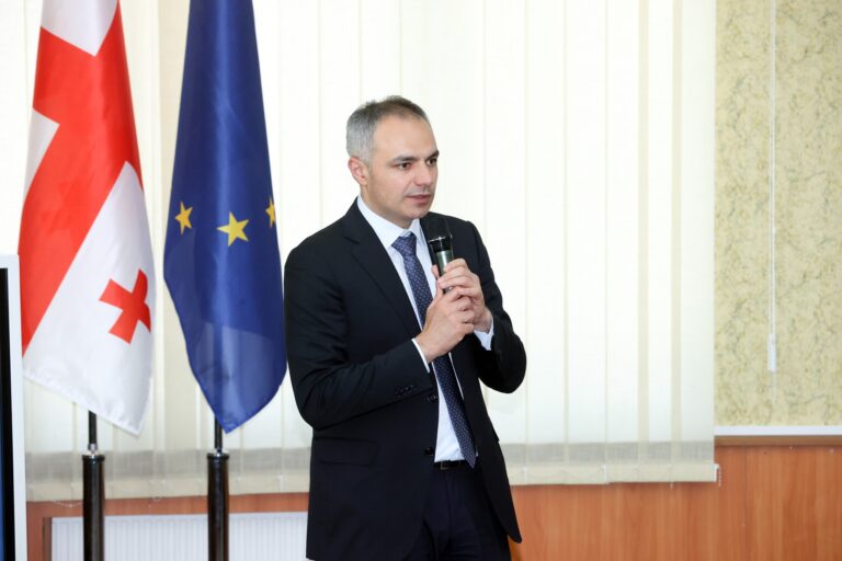 ალექსანდრე წულაძემ განათლების, მეცნიერებისა და ახალგაზრდობის მინისტრის თანამდებობა დატოვა