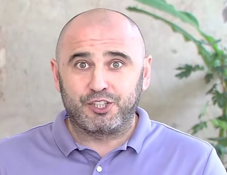 [ვიდეო] ლევან ხაბეიშვილი: უახლოეს დღეებში დაიჭერენ ან ლილუაშვილს, ან ღარიბაშვილს, ან გომელაურს. ბატონო ბიძინა, მალე მარტო დარჩებით – მიქანაძის, ოხანაშვილის და შეშლილი კობახიძის ამარა