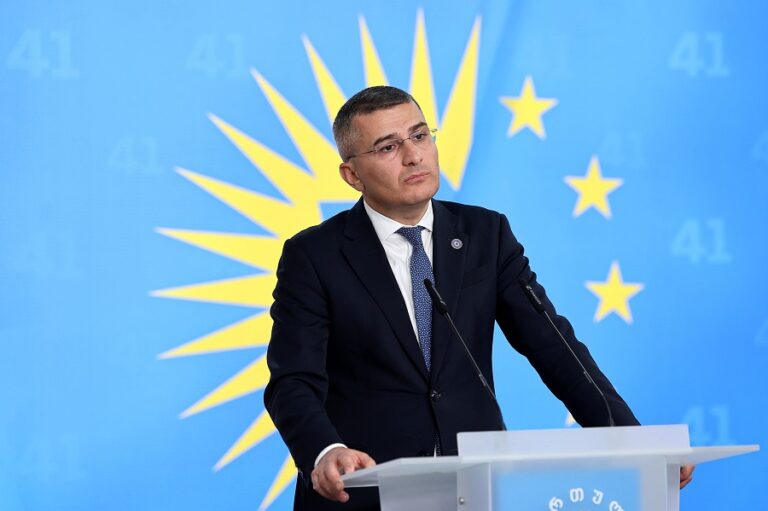 მამუკა მდინარაძე: თორნიკე რიჟვაძემ აჭარისთვის ბევრი რამ გააკეთა, მისთვის კორუფცია, მით უმეტეს, ნარკომოვაჭრეების მფარველობა არავის დაუბრალებია, ასეთი რამ წამოსულია „ნაცმედიის“ მხრიდან