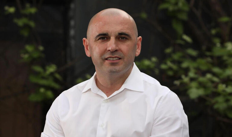 ლევან ხაბეიშვილი ქრთამის სახით მოხელეებისთვის ფულადი თანხების საჯარო დაპირების ბრალდებით დააკავეს