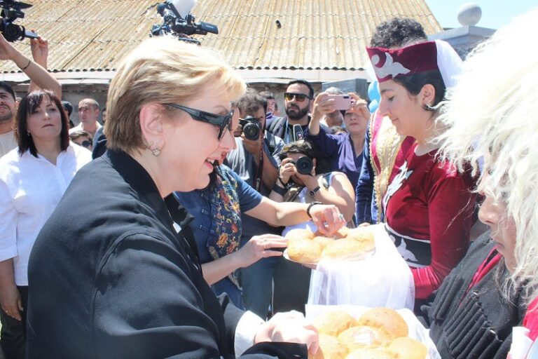 ნინოწმინდის მუნიციპალიტეტის სოფელ განძაში სომეხი პოეტის, ვაჰან ტერიანის ხსოვნისადმი მიძღვნილი ღონისძიება გაიმართა