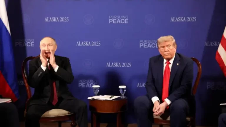 დონალდ ტრამპისა და ვლადიმერ პუტინის შეხვედრა დაიწყო