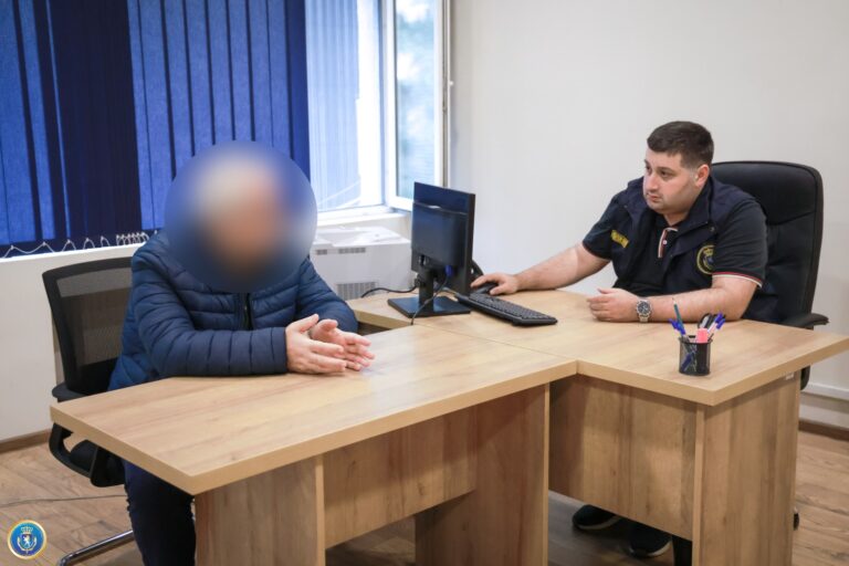 დიდი ოდენობით გადასახადისათვის განზრახ თავის არიდების ფაქტზე კომპანიის ერთ-ერთი ხელმძღვანელი დააკავეს, ხოლო მეორე ხელმძღვანელ პირს ბრალდება დაუსწრებლად წარედგინა