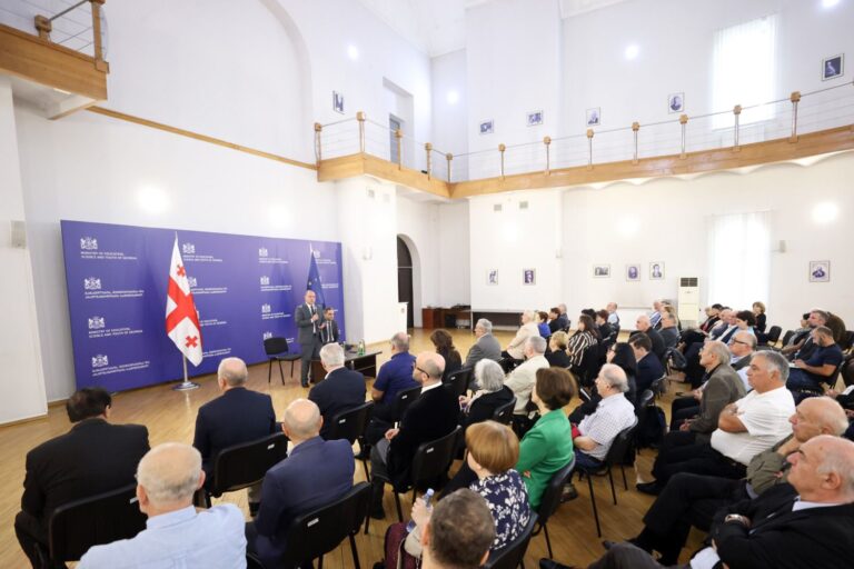 გივი მიქანაძემ მეცნიერთა მუდმივმოქმედი საბჭოს წევრებთან პირველი შეხვედრა გამართა