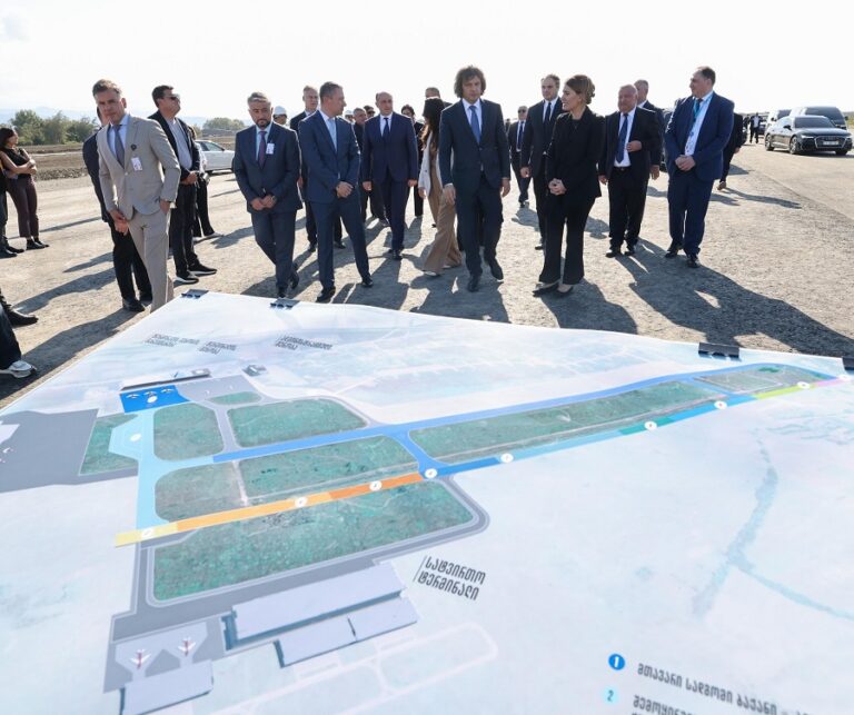 ქუთაისის დავით აღმაშენებლის სახელობის საერთაშორისო აეროპორტის ახალი 3.5-კილომეტრიანი ასაფრენ-დასაფრენი ზოლი ექსპლუატაციაში 2026 წელს შევა