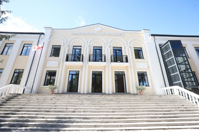 სოფელ დიდი დმანისის ახლად აღდგენილი საჯარო სკოლა გაიხსნა