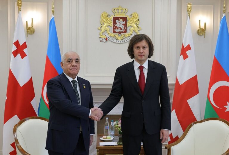 საქართველოს პრემიერ-მინისტრი აზერბაიჯანის პრემიერ-მინისტრს შეხვდა