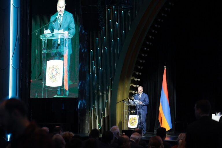 გივი მიქანაძე ერევანში ცოდნის საერთაშორისო ფორუმში მონაწილეობს