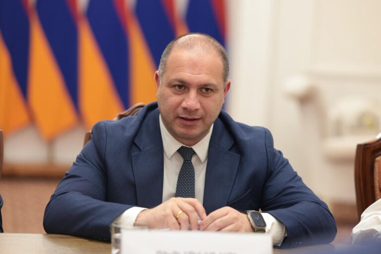 გივი მიქანაძემ სომხეთის რესპუბლიკაში ოფიციალური ვიზიტის ფარგლებში ორმხრივი შეხვედრები გამართა