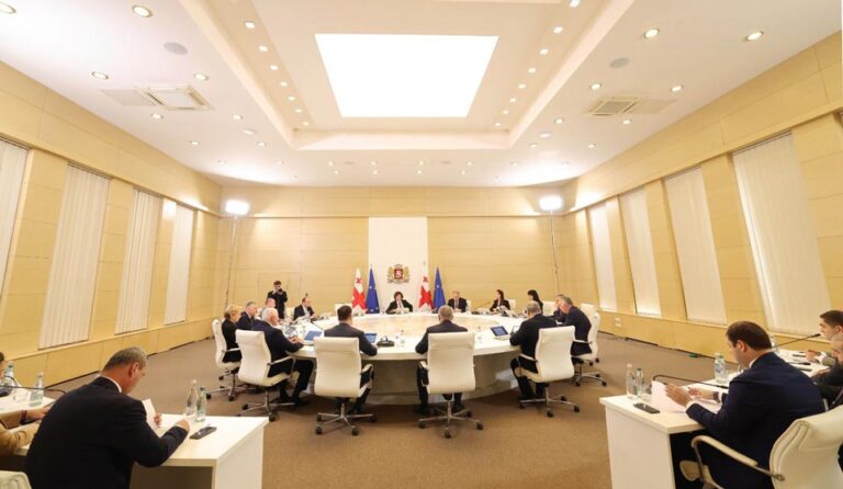 საქართველოს მთავრობის განკარგულებით, სპორტის სხვადასხვა სახეობაში მიღწეული წარმატებებისთვის სპორტსმენებს ფულადი ჯილდო გადაეცემათ