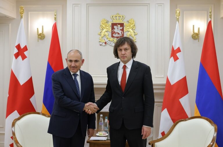 ირაკლი კობახიძე სომხეთის პრემიერ-მინისტრ ნიკოლ ფაშინიანს შეხვდა