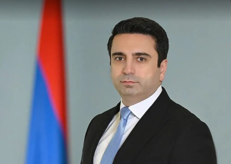 სომხეთის პარლამენტის სპიკერი აზერბაიჯანის პრეზიდენტს პასუხობს:  ისტორიულ კვლევაში ჩაღრმავების შემთხვევაში შეიძლება, აღმოჩნდეს, რომ ვინმემ სამშობლო ალთაიში იპოვა