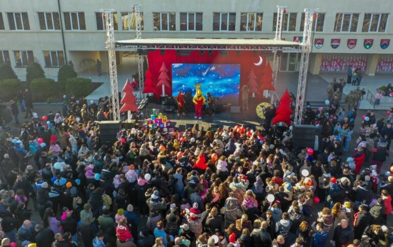 პირველ ქვეით ბრიგადაში სამხედროების შვილებისთვის საახალწლო ღონისძიება გაიმართა