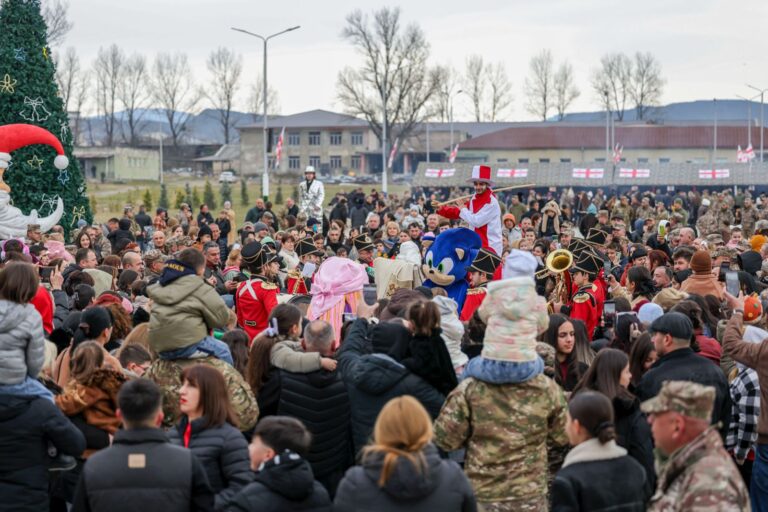 მე-3 ქვეით ბრიგადაში სამხედრო მოსამსახურეთა შვილებს საახალწლო ღონისძიებაზე უმასპინძლეს