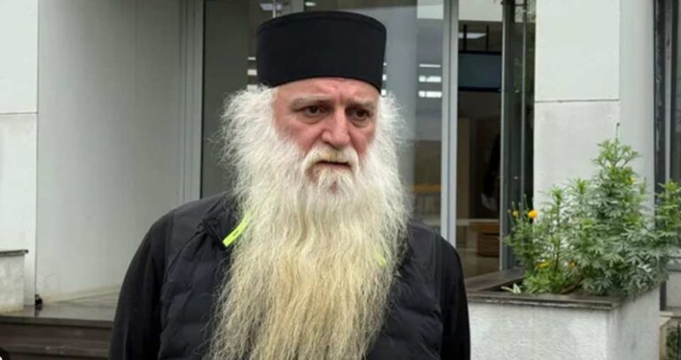 არქიმანდრიტ დოროთეს (ყურაშვილი) მღვდელმოქმედების უფლება შეუჩერდა