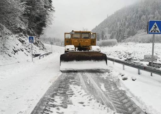დიდთოვლობის გამო, ბორჯომი-ბაკურიანი-ახალქალაქის საავტომობილო გზის ბაკურიანი-ღადოლარის მონაკვეთზე ყველა სახის ავტოტრანსპორტის მოძრაობა შეზღუდულია