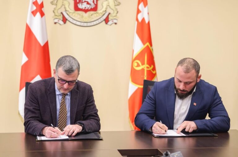 საქართველოს თავდაცვის სამინისტრო სამხედრო მოსამსახურეებს, უწყებაში დასაქმებულ სამოქალაქო პირებსა და მათი ოჯახის წევრებს ახალ სოციალური სახის შეღავათებს სთავაზობს