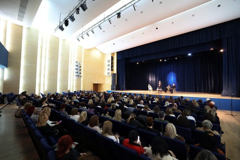 გივი მიქანაძემ თბილისის სკოლების მასწავლებლებს ზოგადი განათლების სისტემის რეფორმის ძირითადი მიმართულებები გააცნო