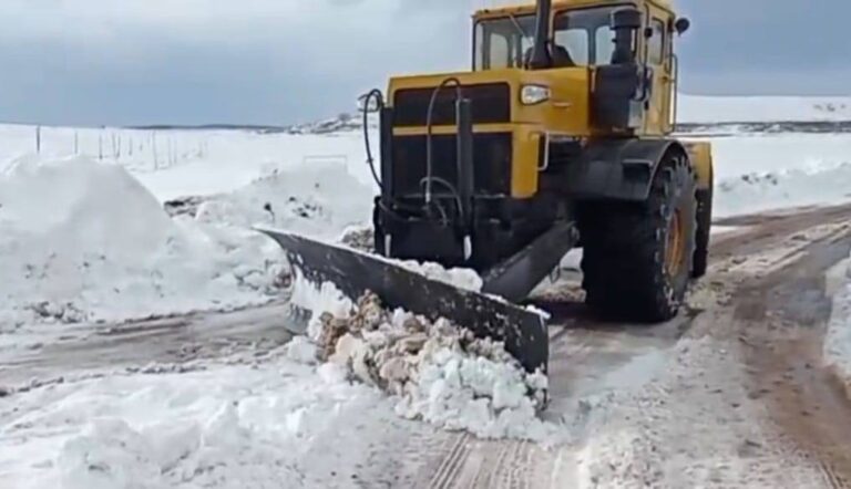 ახალქალაქის მუნიციპალიტეტში გზები თოვლისგან იწმინდება