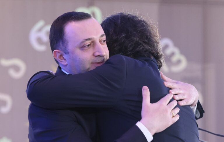 ირაკლი კობახიძე ირაკლი ღარიბაშვილის დაკავებაზე: ერთადერთი რამ შემიძლია ვთქვა, ადამიანურად ჩემთვის ძალიან სამწუხაროა ეს ყველაფერი