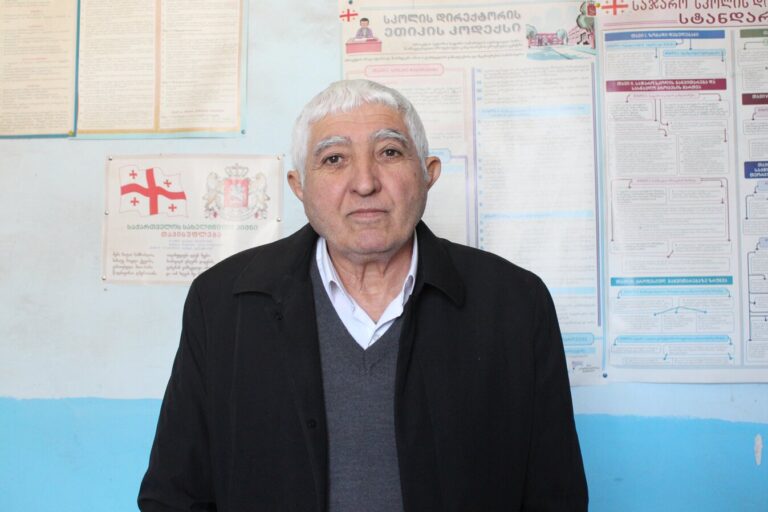 „ახლაც, ამ ასაკშიც, დიდი ხალისით ვემსახურები ბავშვების აღზრდას“ – მარნეულის სოფელ ბაითალოს საჯარო სკოლის დირექტორი ნურადდინ აბბასოვი