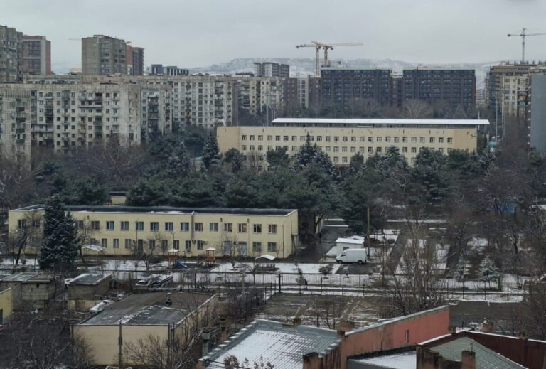 დიდ დიღომში, 186-ე საჯარო სკოლის წინ, 8 280 კვ.მ ფართობზე, ახალი რეკრეაციული სივრცე მოეწყობა  