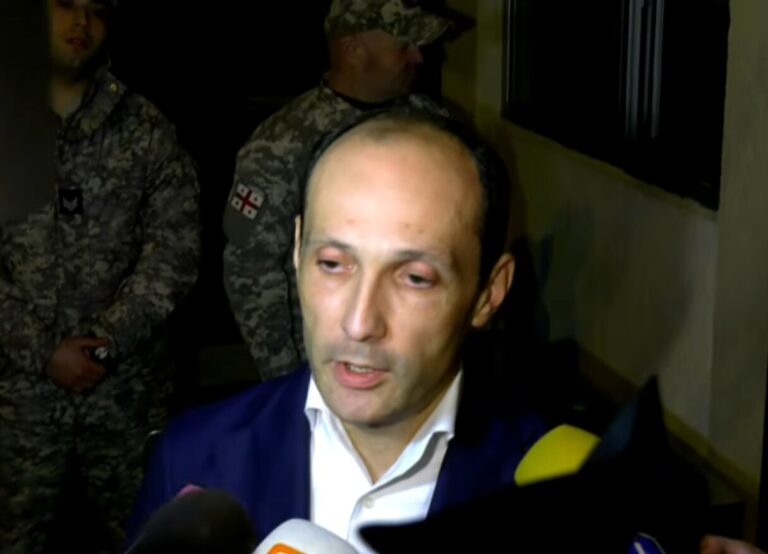 ეკონომიკის ყოფილმა მინისტრმა, ლევან დავითაშვილმა სუს-ის შენობა დატოვა