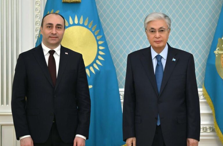 საქართველოს შინაგან საქმეთა მინისტრი ყაზახეთის პრეზიდენტს, ყასიმ-ჟომართ თოყაევს შეხვდა