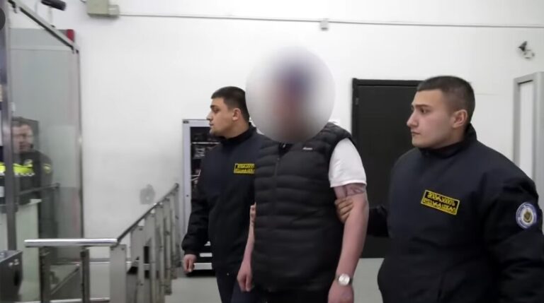 ირაკლი კობახიძე: შსს-ს მიგრაციის დეპარტამენტმა გასული 1 წლის განმავლობაში იმაზე მეტი არალეგალი მიგრანტი გააძევა, ვიდრე ჯამურად გასული 10 წლის განმავლობაში