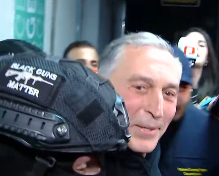 პაატა ბურჭულაძემ სასამართლოს მიმართა: თქვენ გჯერათ, რომ საქართველოსთვის საფრთხეს წარმოვადგენ? თუ კი ასეა, მაშინ სწრაფ გამოჯანმრთელებას გისურვებთ