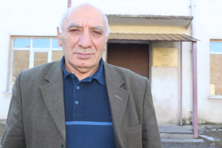 აშკალის საჯარო სკოლის დირექტორი ვაჟა ზურნაჩიანი: ის ფაქტი, რომ საქართველოში ეთნიკურ სომხებს საშუალო განათლების მშობლიურ ენაზე მიღების საშუალება აქვთ, თავისთავად ბევრ რამეზე მეტყველებს