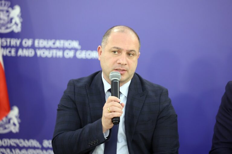 გივი მიქანაძე: 2026 წელს სახელმწიფო უნივერსიტეტებში მისაღები კონტინგენტი დაახლოებით 2 000 სტუდენტით გაიზრდება და 21 300-ით განისაზღვრება