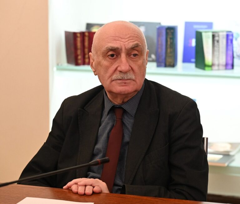 ლადო კახაძე თსუ-ს და სტუ-ს გაერთიანების შესახებ: „აქ არ იქნება შთანთქმა… ჩვენ გვყავს ორი ლაინერი, ამ დიდი ლაინერების ცალ-ცალკე ცურვის მაგივრად, კატამარანი იქნება“