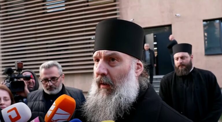 მეუფე შიო: პატრიარქის ჯანმრთელობის მდგომარეობასთან დაკავშირებით მცირედი უკეთესობა შეინიშნება და დამაიმედებელია