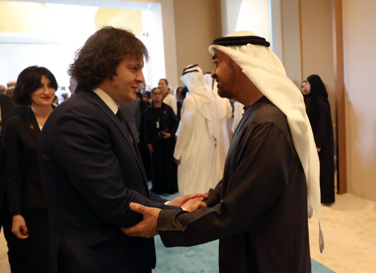 ირაკლი კობახიძე: რეგიონში განვითარებული მოვლენების ფონზე, ტელეფონით ვესაუბრე არაბთა გაერთიანებული საამიროების  პრეზიდენტს, გამოვხატე გულწრფელი სოლიდარობა და იმედი გამოვთქვი, რომ ხანგრძლივი მშვიდობა დამყარდება