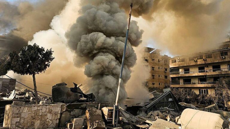 ისრაელმა ირანის პრეზიდენტის ადმინისტრაცია დაბომბა, დაღუპულთა რაოდენობა 787-მდე გაიზარდა