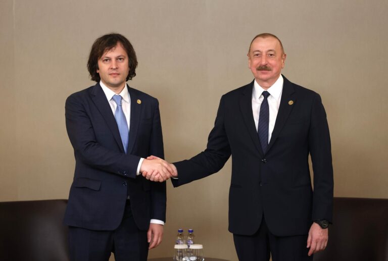 ირაკლი კობახიძე აზერბაიჯანის რესპუბლიკის პრეზიდენტს, ილჰამ ალიევს ტელეფონით ესაუბრა