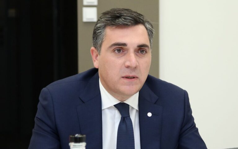 ილია დარჩიაშვილი გაერთიანებულ სამეფოში საქართველოს ელჩად დაინიშნა