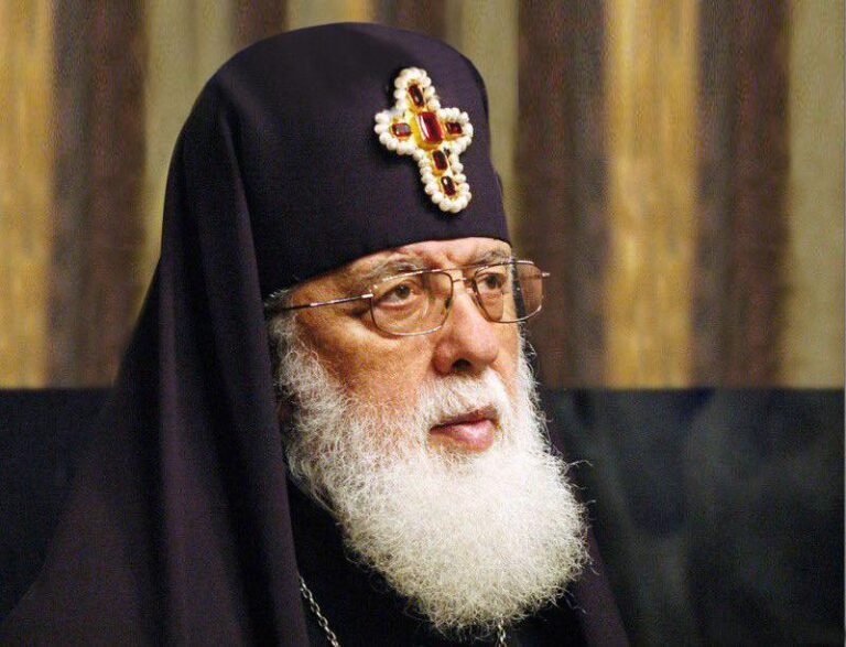 ევროკავშირის წარმომადგენლობა: ღრმა მწუხარებას გამოვთქვამთ საქართველოს სულიერი მამის, ილია II-ის გარდაცვალების გამო, მისმა უწმინდესობამ განსაკუთრებული როლი შეასრულა ეროვნული იდენტობისა და სარწმუნოების შენარჩუნებაში