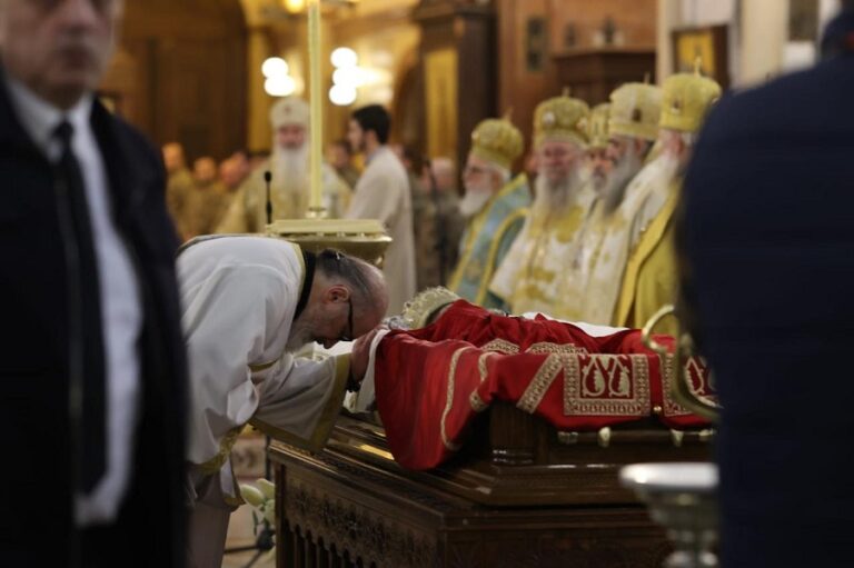შალვა პაპუაშვილი: ქართულმა „ენჯეოებმა“ ამ მძიმე დღეებში ერთი სამძიმარიც ვერ გაიმეტეს, აი, ასე წაართვეს მათ ქართველობა