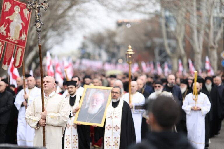 პაატა ბურჭულაძე: თქვენი ბოროტი საქციელის გამო, ვერ დავემშვიდობე ჩემს უწმინდესს, სულიერ მამას, პატრიარქს… ათეულობით წლები ვიყავით ერთად