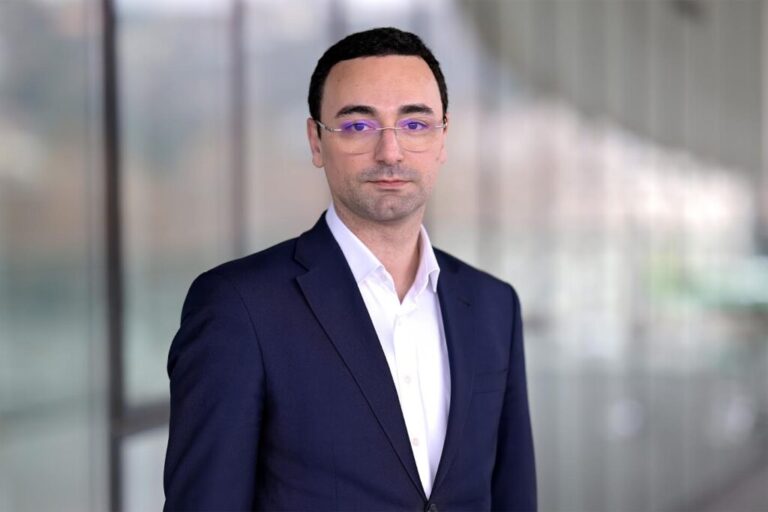 სებ-ის აღმასრულებელი დირექტორი: „ბაზისბანკისა“ და „ლიბერთი ბანკის“ გაერთიანება ქმნის რეალურ შესაძლებლობას, საბანკო სისტემაში გაჩნდეს მესამე შედარებით მსხვილი სისტემური ბანკი