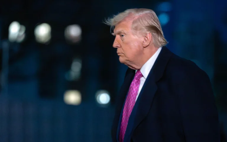 ტრამპი უკმაყოფილოა ირანის მიერ ჰორმუზის სრუტისადმი მიდგომით და აცხადებს, რომ ეს არ ჯდება აშშ-ირანს შორის დადებულ შეთანხმებაში