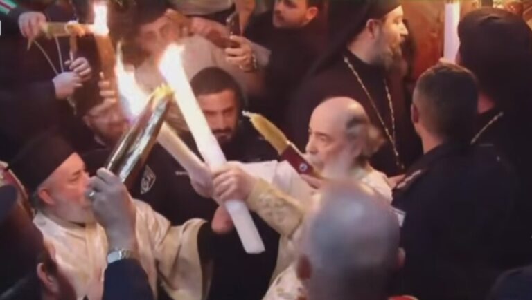 [ვიდეო] წმინდა ცეცხლის გარდამოსვლა მაცხოვრის აღდგომის ტაძარში