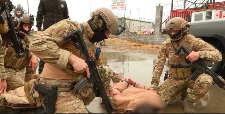 [ვიდეო] ბათუმში „ისლამური სახელმწიფოს“ ორი წევრი დააკავეს