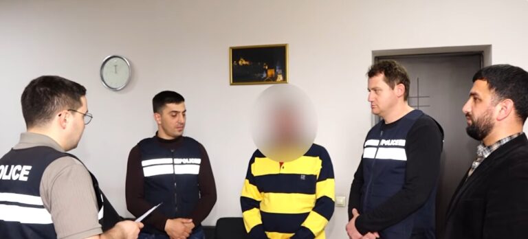 [ვიდეო] პოლიციამ თბილისში განზრახ მკვლელობის მცდელობის ბრალდებით აზერბაიჯანის მოქალაქე დააკავა